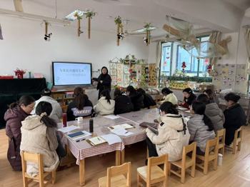 【年级组审议四】共话成长，赋能前行——托班年级组专题研讨活动