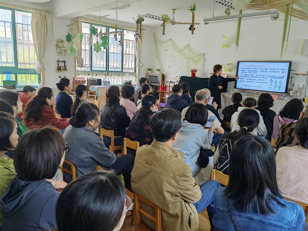 96ec50bb2cc42770f2c795b1b240c645